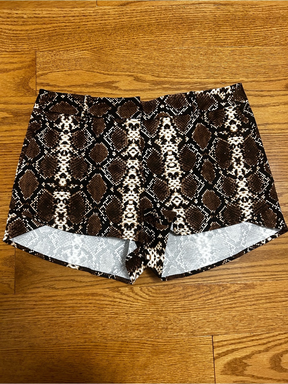 BCBGMaxAzria Brown Snakeskin Print Shorts - Picture 4 of 6